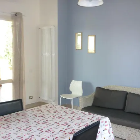 Cloe * Ντεζεντσάνο ντελ Γκάρντα