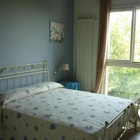 Διαμέρισμα Cloe Ντεζεντσάνο ντελ Γκάρντα
